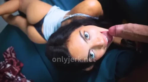 Brenda Trindade follada por una gran polla latina y termina en facial