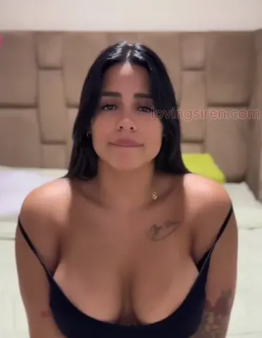 Medicenvero – Quiero Que Me Veas Desnudita