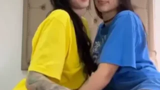 ReyesTwins – Duo Lesbico Sin Censura Masturbandose